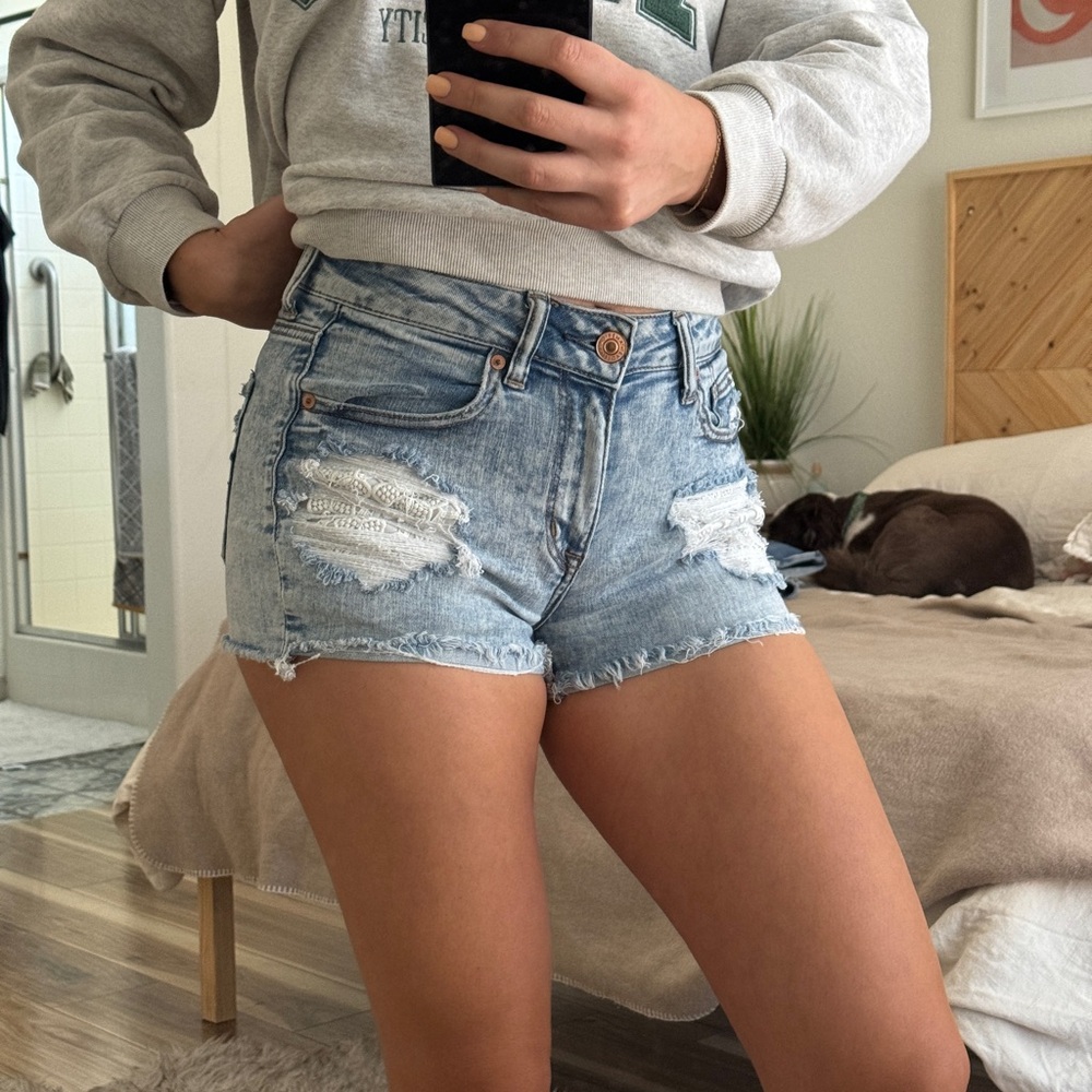 American Eagle Shorties with Lace - next level stretch